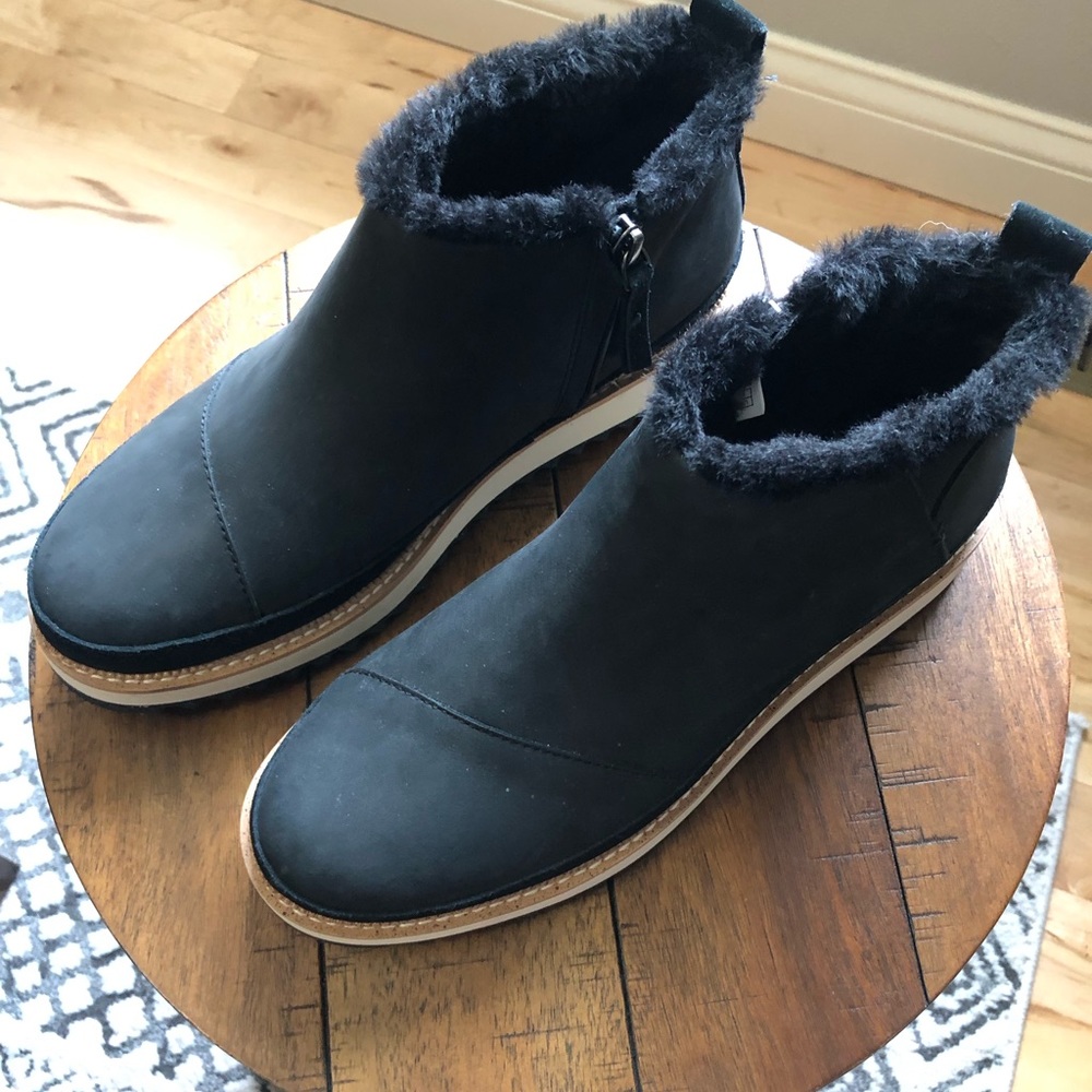 Toms Black Ankle Boots